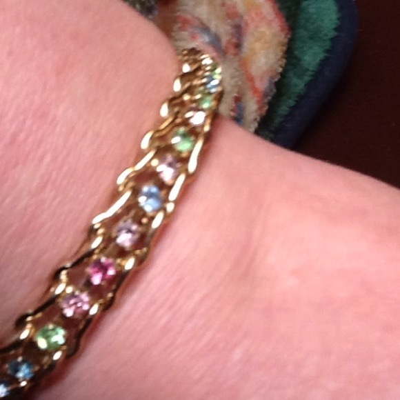 7in multi pastel color costume tennis bracelet🌺🌺 - Picture 3 of 8